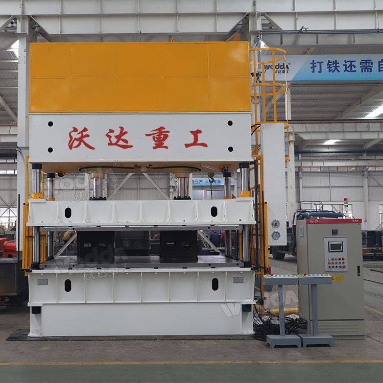 100吨汽车内饰件成型油压机.jpg